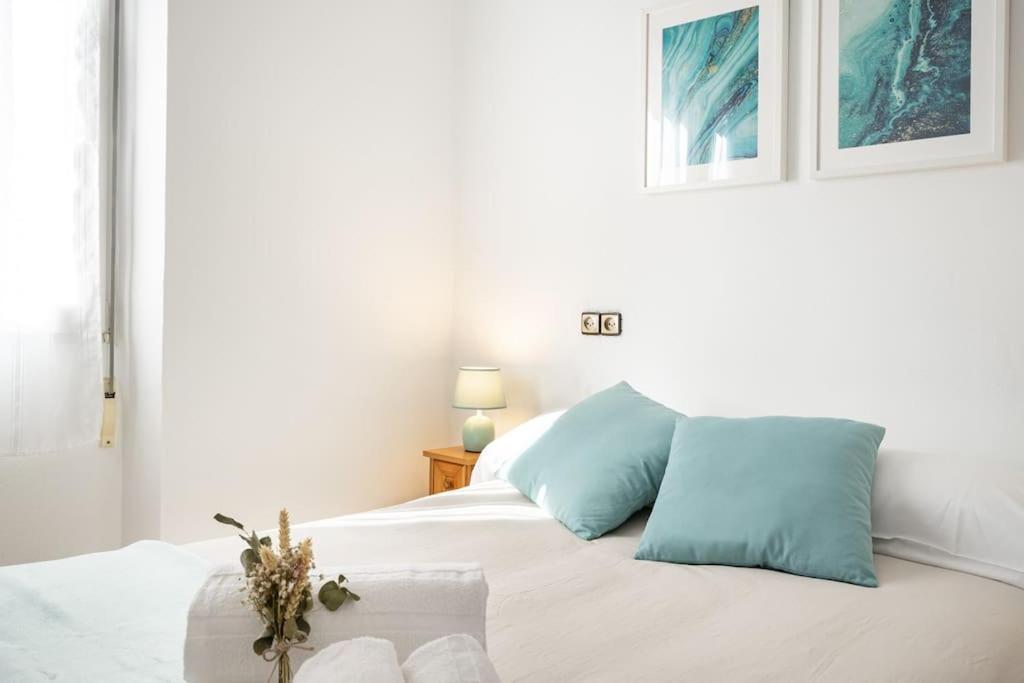 Apartamento Trisquel กิฮอน ภายนอก รูปภาพ