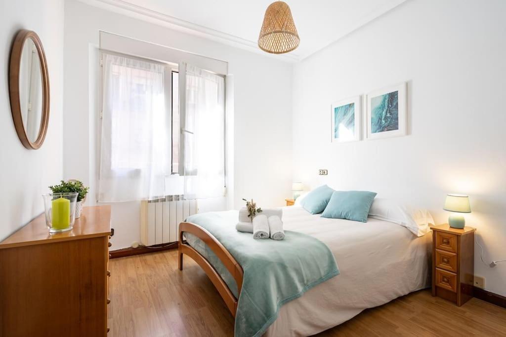 Apartamento Trisquel กิฮอน ภายนอก รูปภาพ