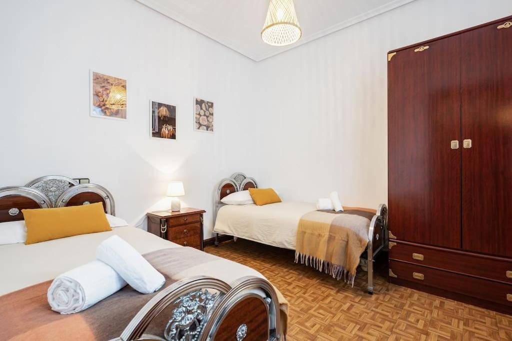 Apartamento Trisquel กิฮอน ภายนอก รูปภาพ